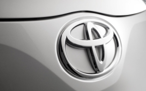 Toyota вновь вышла на первое место в мире по объемам продаж